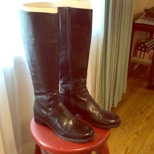 Michele D knee high boots with inside zipper!